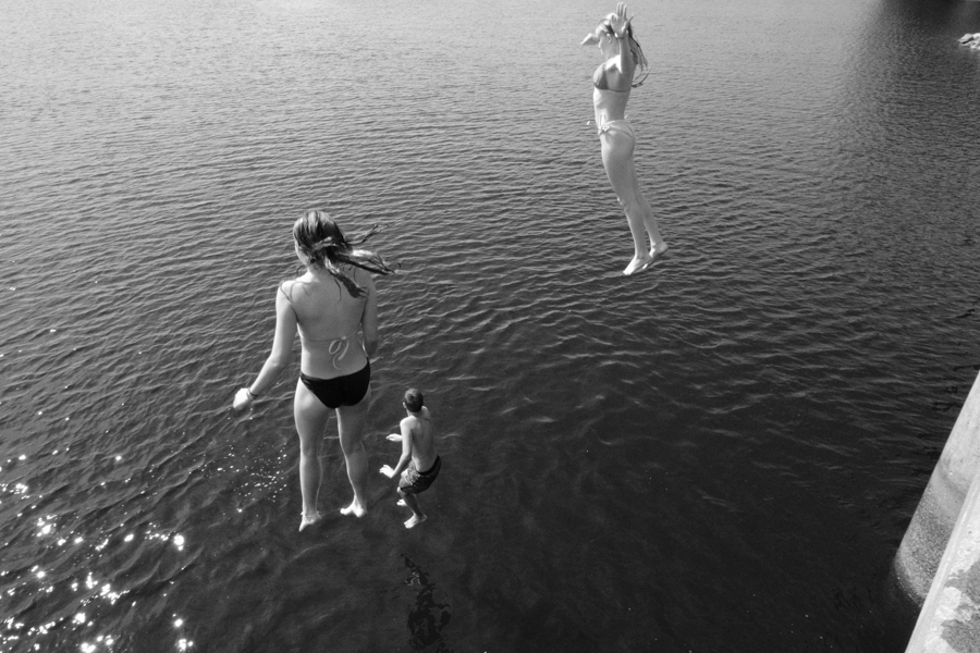 Bridge jumping